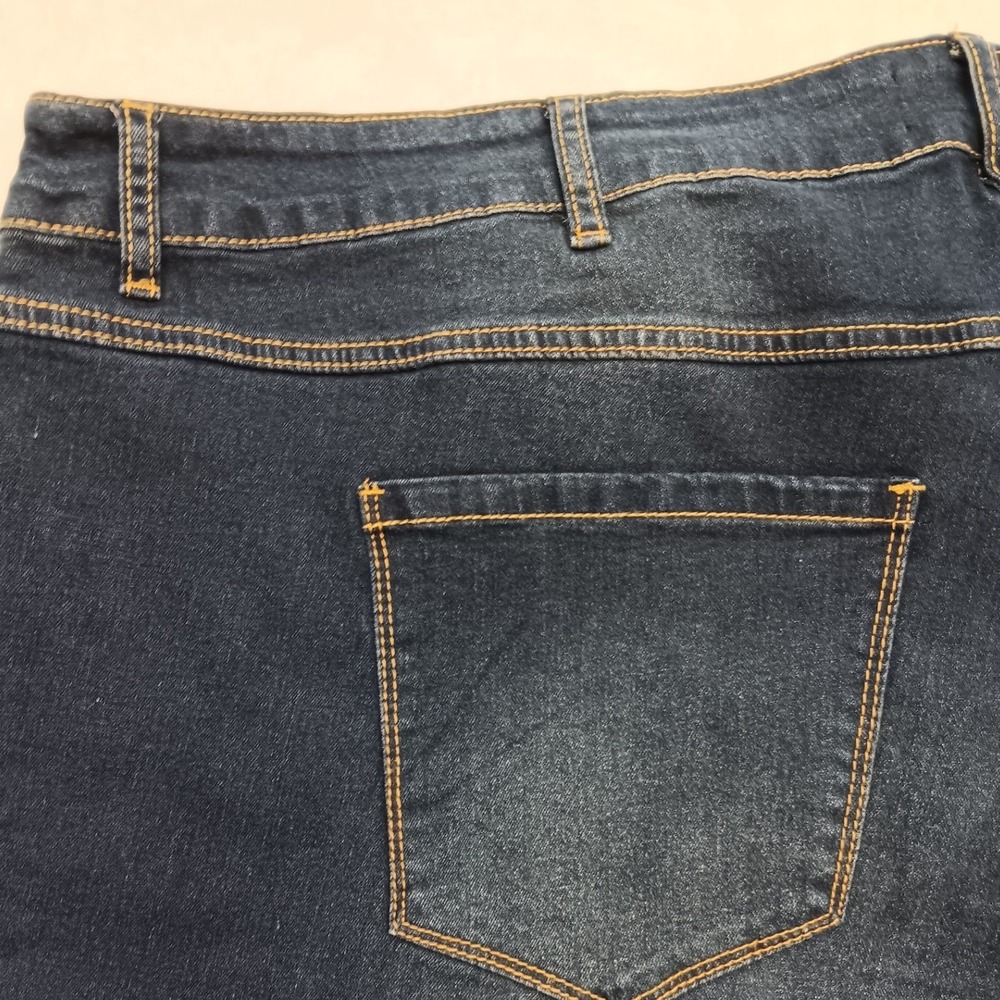 Bloomchic Womens Plus Size 28 Dark Wash Flare Leg Stretch Denim Jeans High Rise - Picture 13 of 15